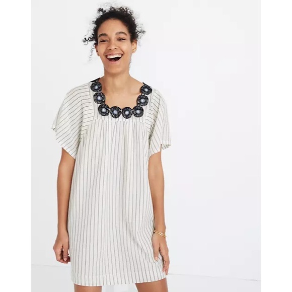 Madewell Dresses & Skirts - MADEWELL embroidered butterfly dress blue striped weekend casual small